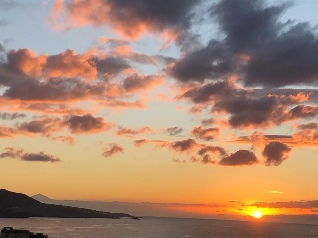 דירות לאס פאלמס דה גראן קנאריה Breathtaking Sunsets Flat מראה חיצוני תמונה